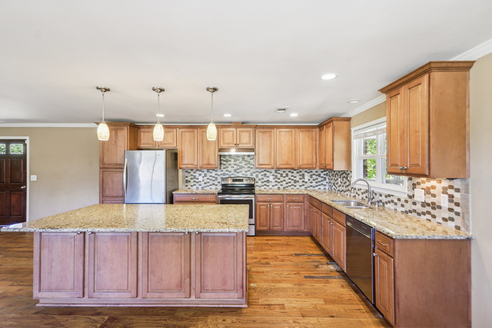 Browns Chapel Rd-S0511-010.jpg