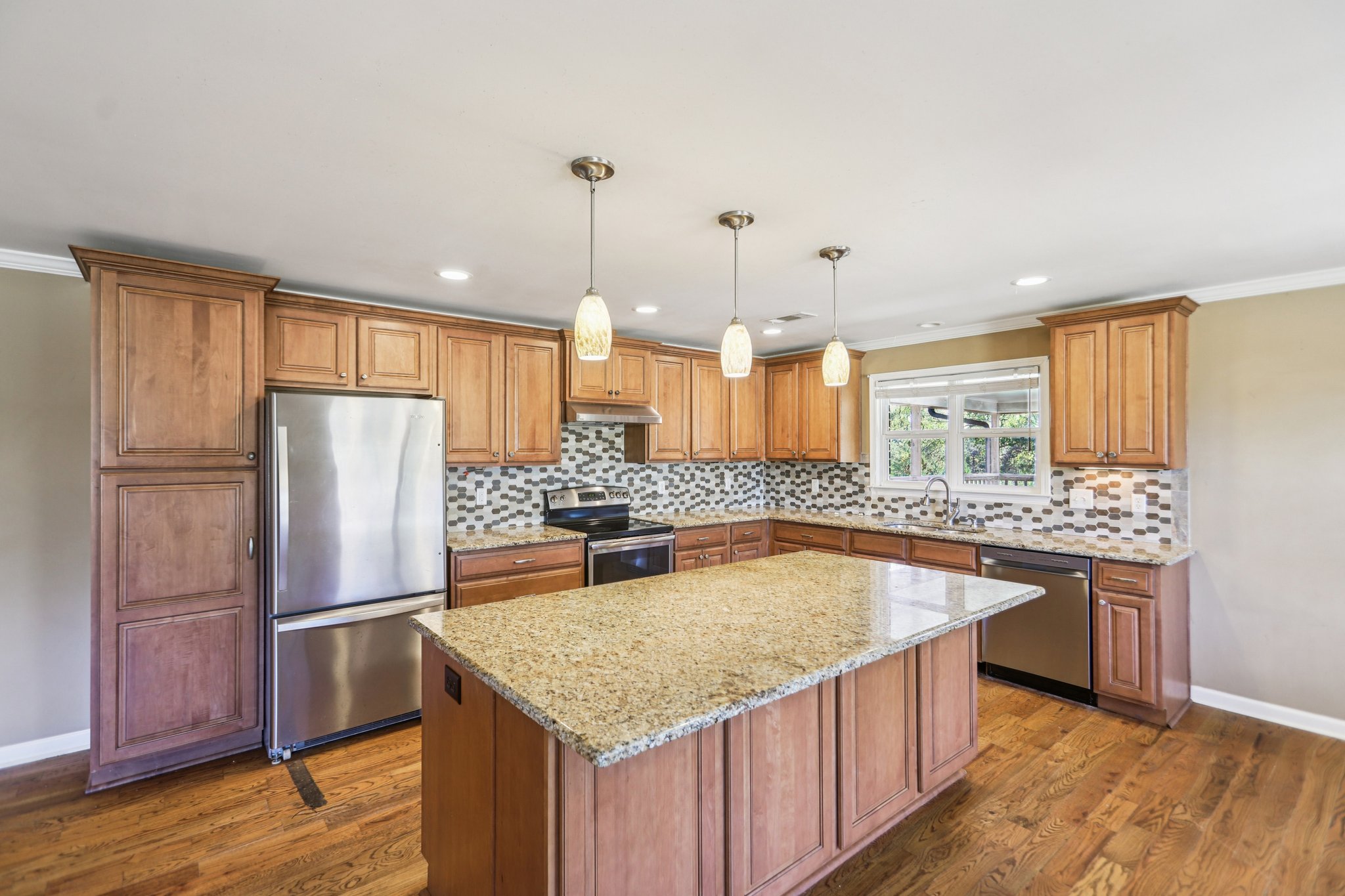 Browns Chapel Rd-S0511-011.jpg