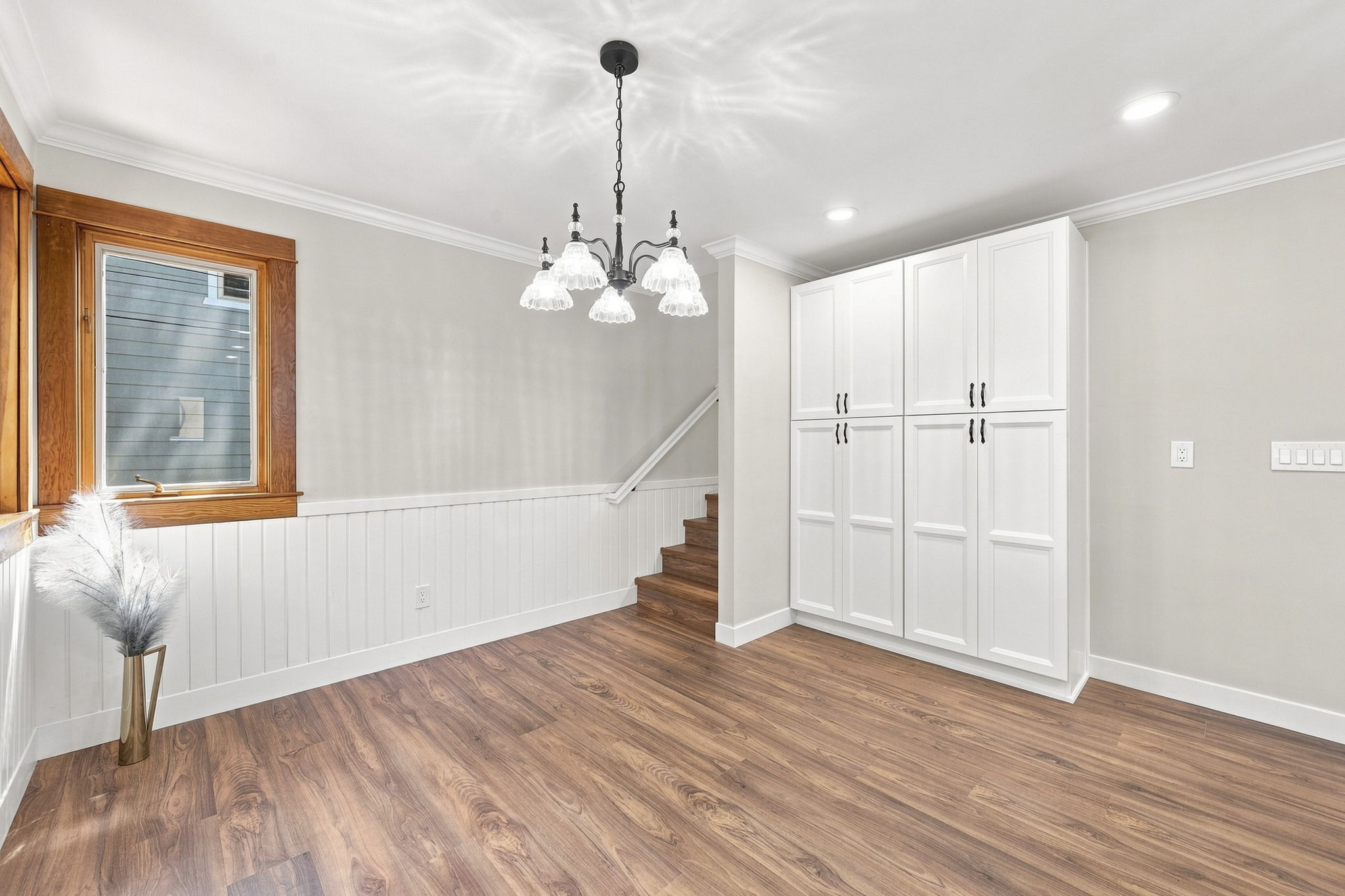 Breakfast Nook to Stairs