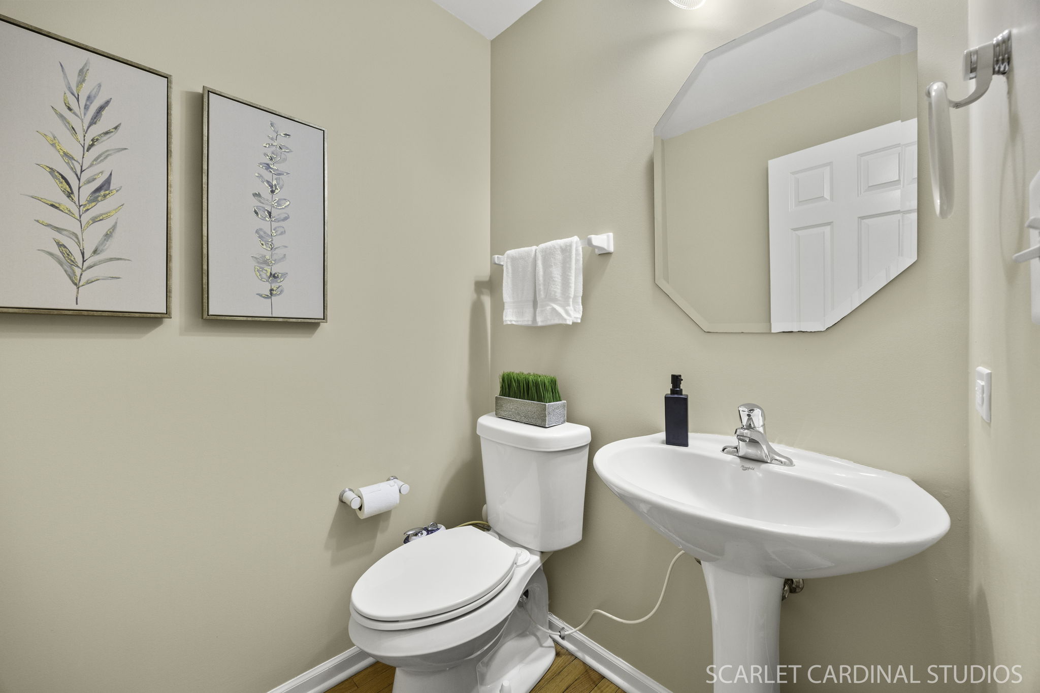  Photo 16