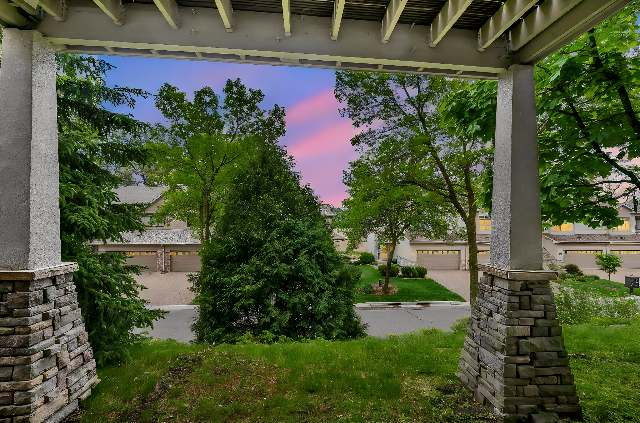 337 Willoughby Way W, Hopkins, MN_0018 day to dusk.jpeg