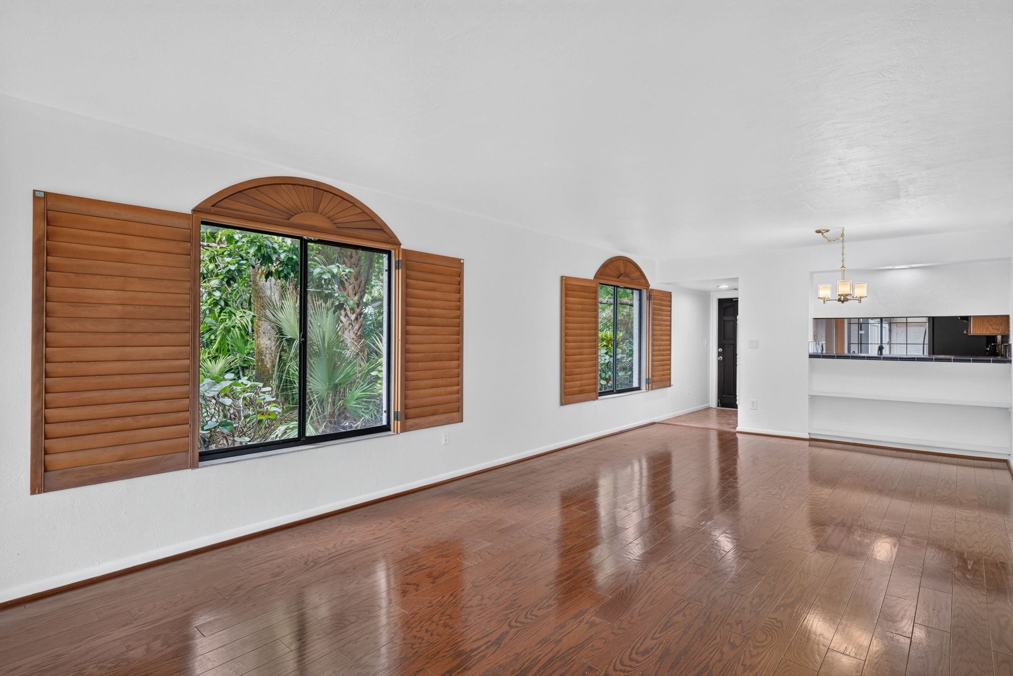 Living Room 3 of 3
