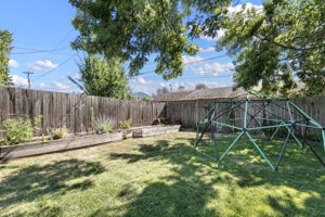  Photo 36