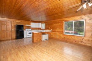 08-Dining Area
