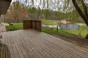 23-Deck