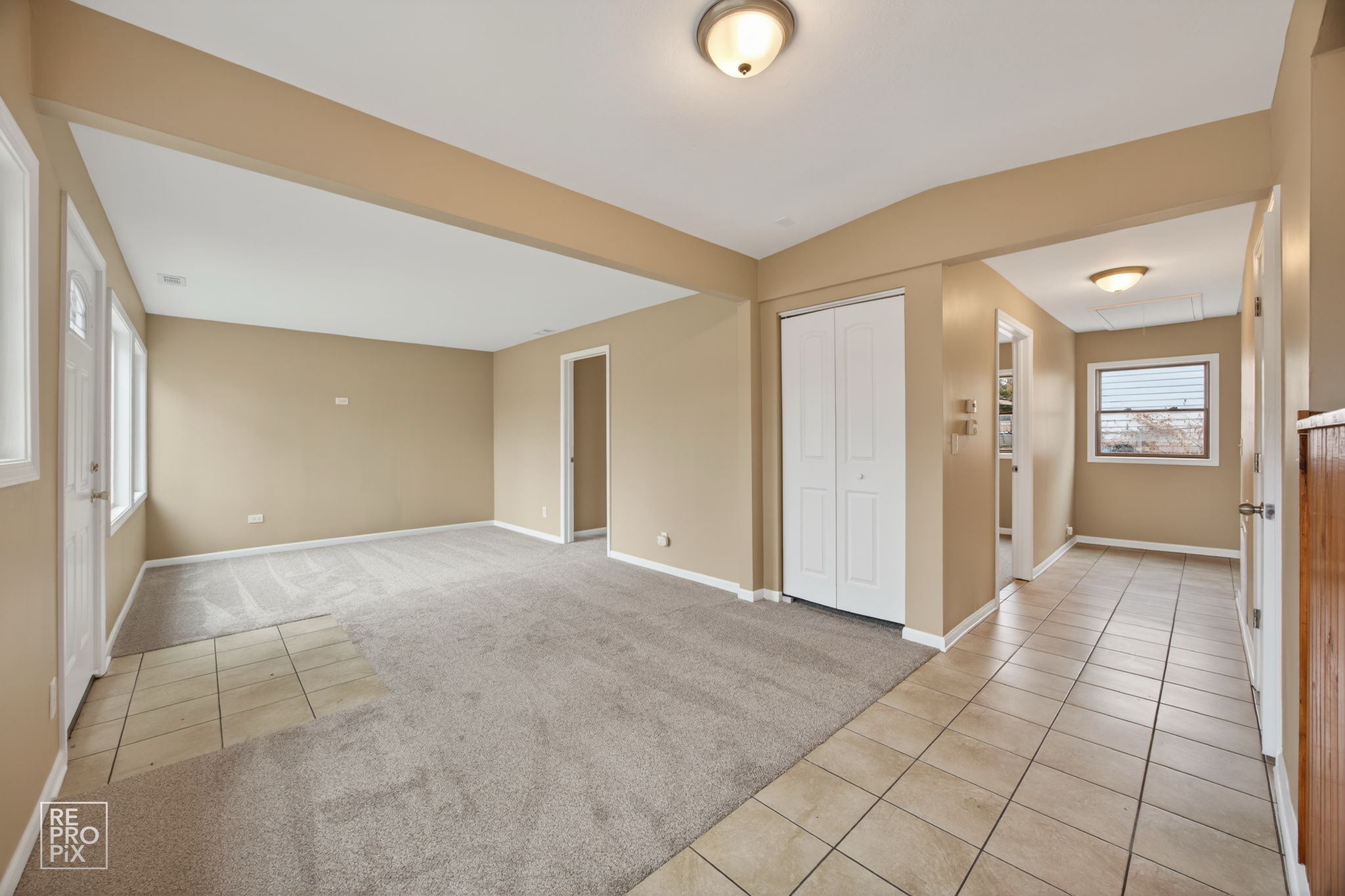 33704 N Oak St, Gages Lake, IL 60030_002