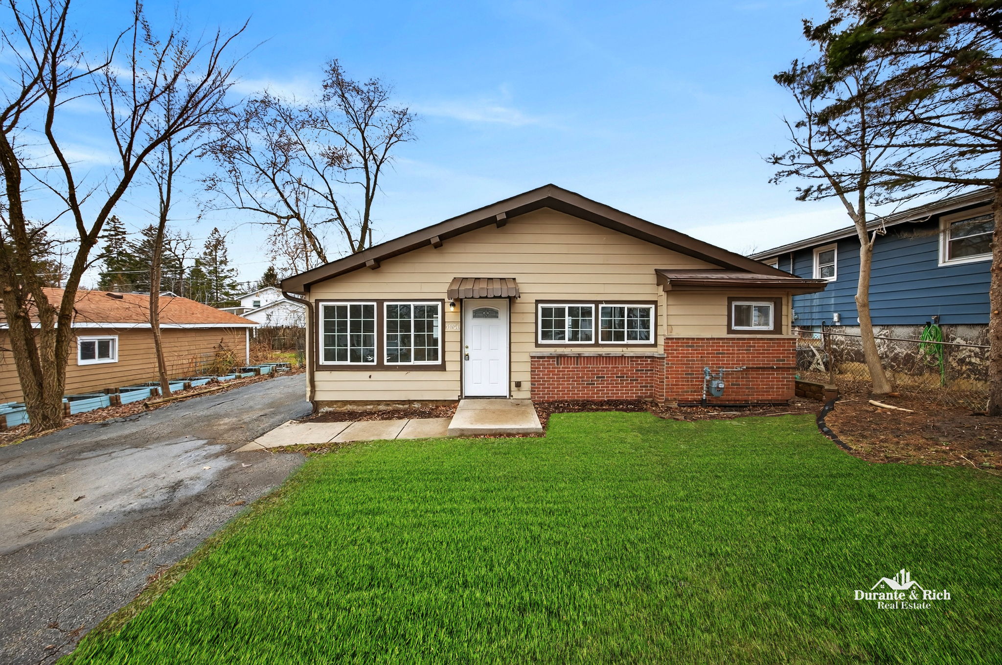 33704 N Oak St, Gages Lake, IL 60030_BR_001