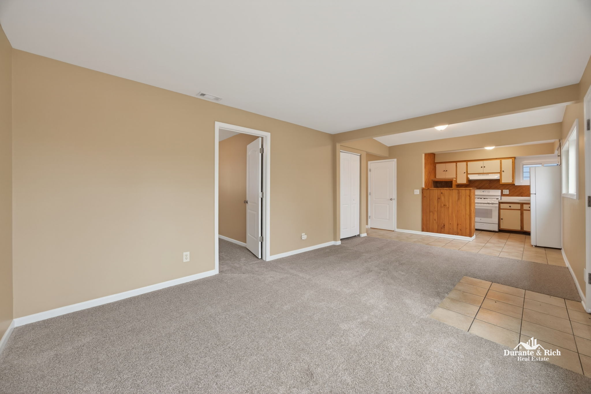 33704 N Oak St, Gages Lake, IL 60030_BR_004