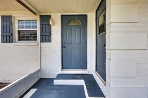 Side Screened Porch