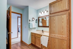  W Sycamore St-022