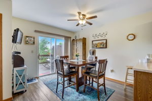  W Sycamore St-016