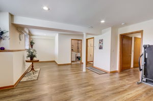  W Sycamore St-034