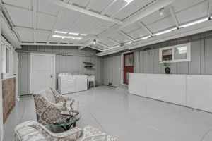  Photo 34