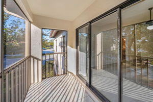 Balcony4