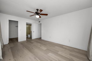 Master Bedroom1c