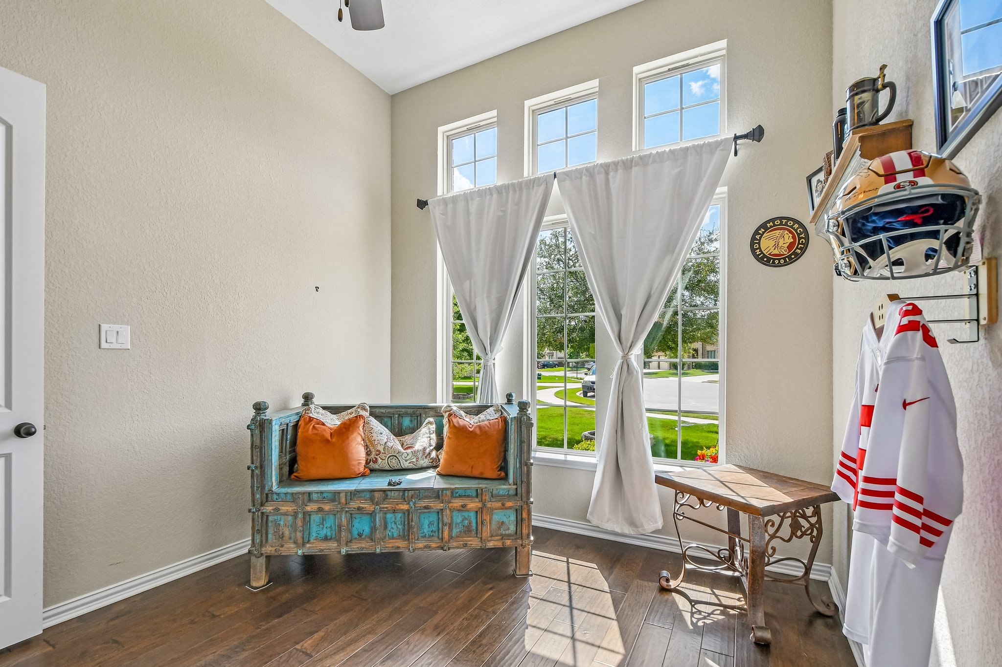 Vasquez Pl-S0306-029.jpg