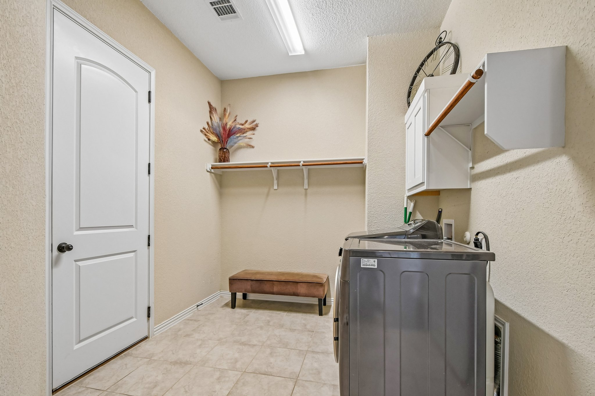 Vasquez Pl-S0306-035.jpg