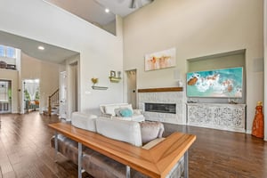 Vasquez Pl-S0306-014.jpg