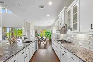 Vasquez Pl-S0306-023.jpg
