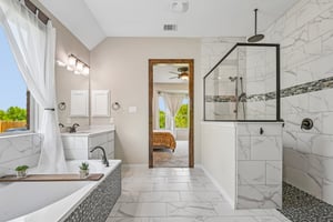 Vasquez Pl-S0306-041.jpg