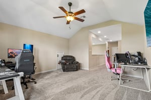 Vasquez Pl-S0306-047.jpg