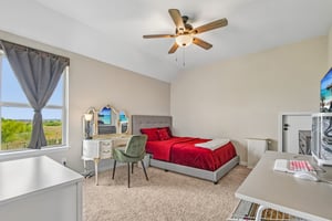 Vasquez Pl-S0306-049.jpg