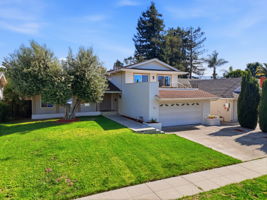 002_F8_AERIAL_338 Avenida Nogales