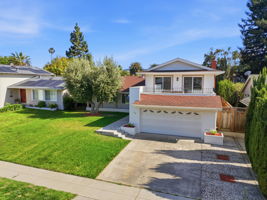 003_F8_AERIAL_338 Avenida Nogales