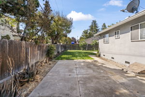  Photo 35