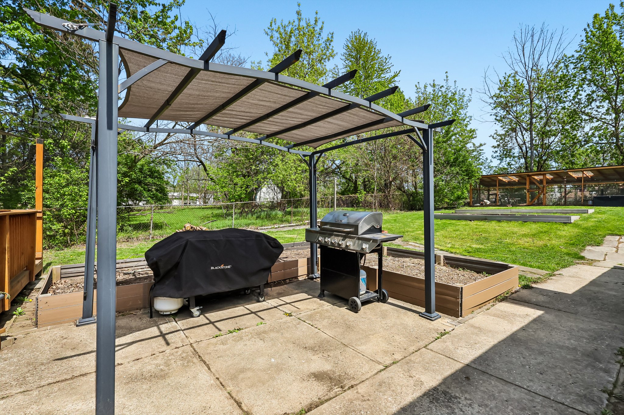 N Rocky River Dr-S2204-035.jpg