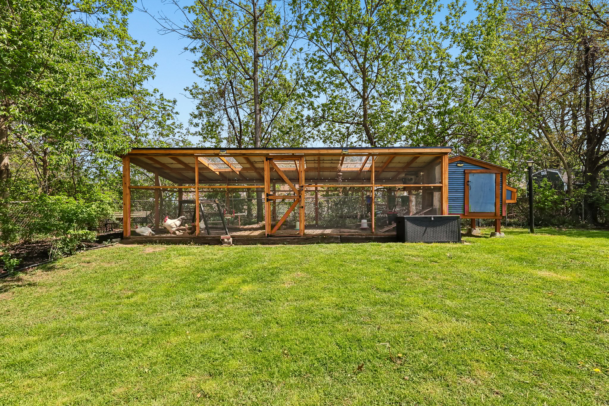 N Rocky River Dr-S2204-043.jpg