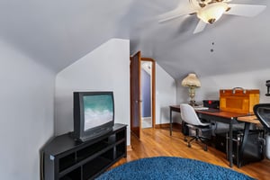 N Rocky River Dr-S2204-017.jpg