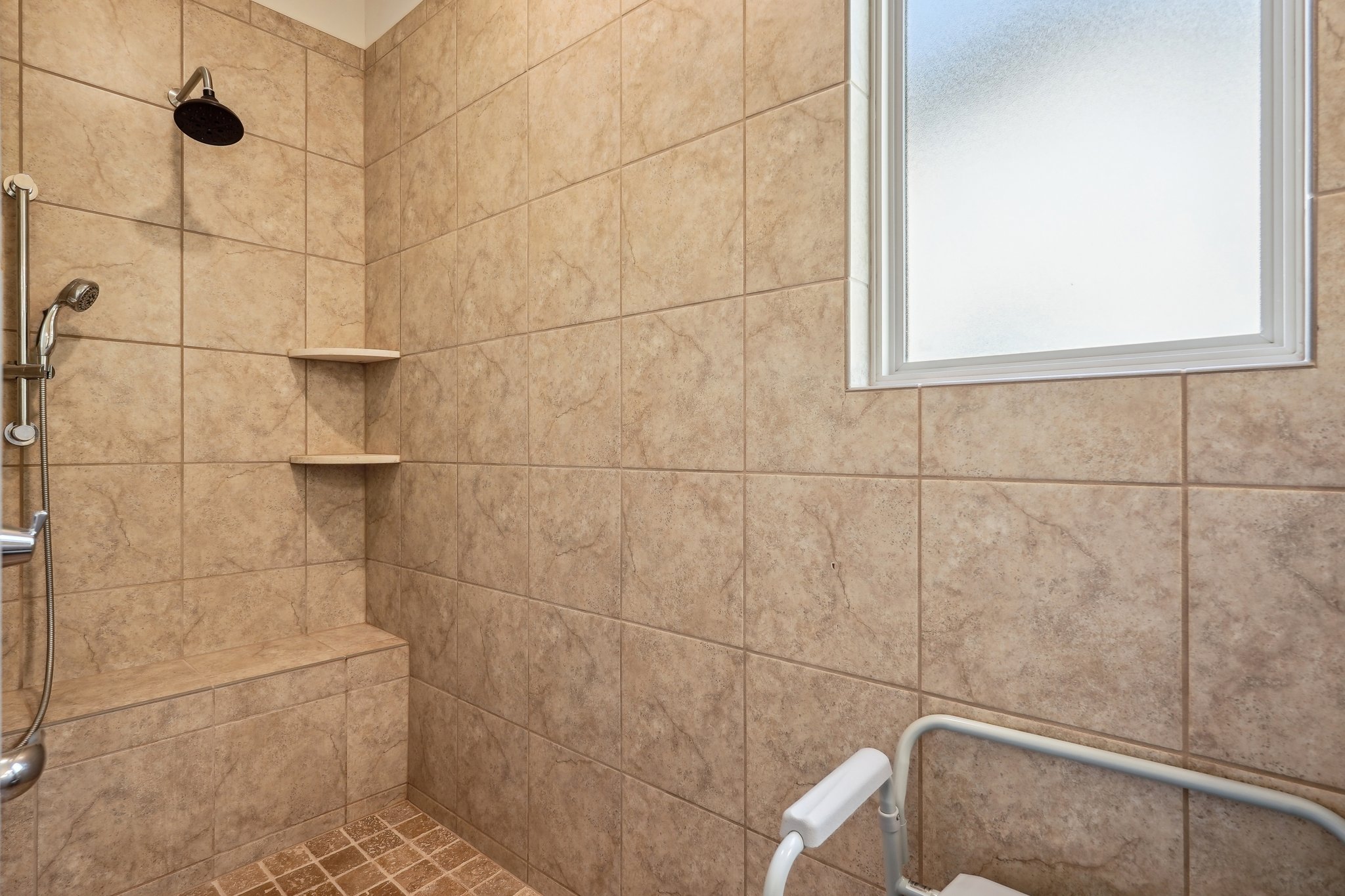 Long Creek Dr-2404-037.jpg