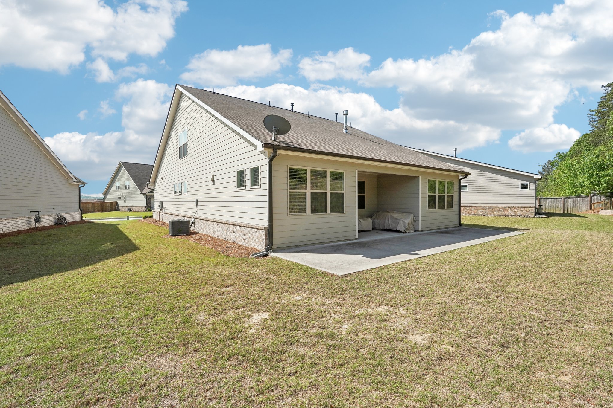 Long Creek Dr-2404-043.jpg