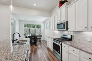 Long Creek Dr-2404-016.jpg