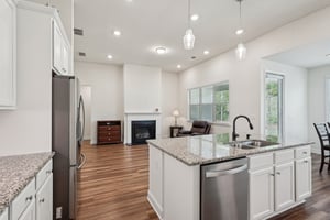 Long Creek Dr-2404-017.jpg