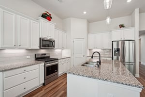 Long Creek Dr-2404-019.jpg