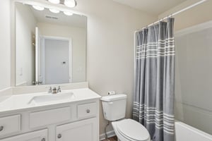 Long Creek Dr-2404-027.jpg