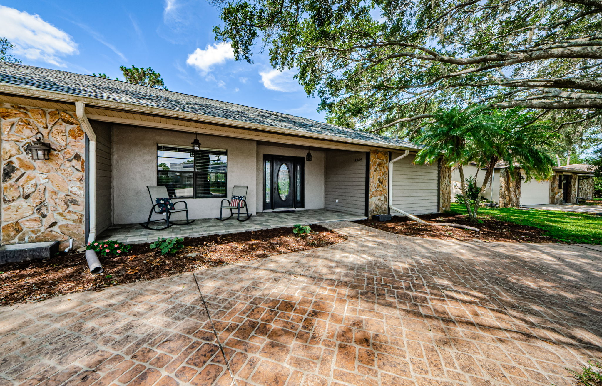 Front Exterior 5