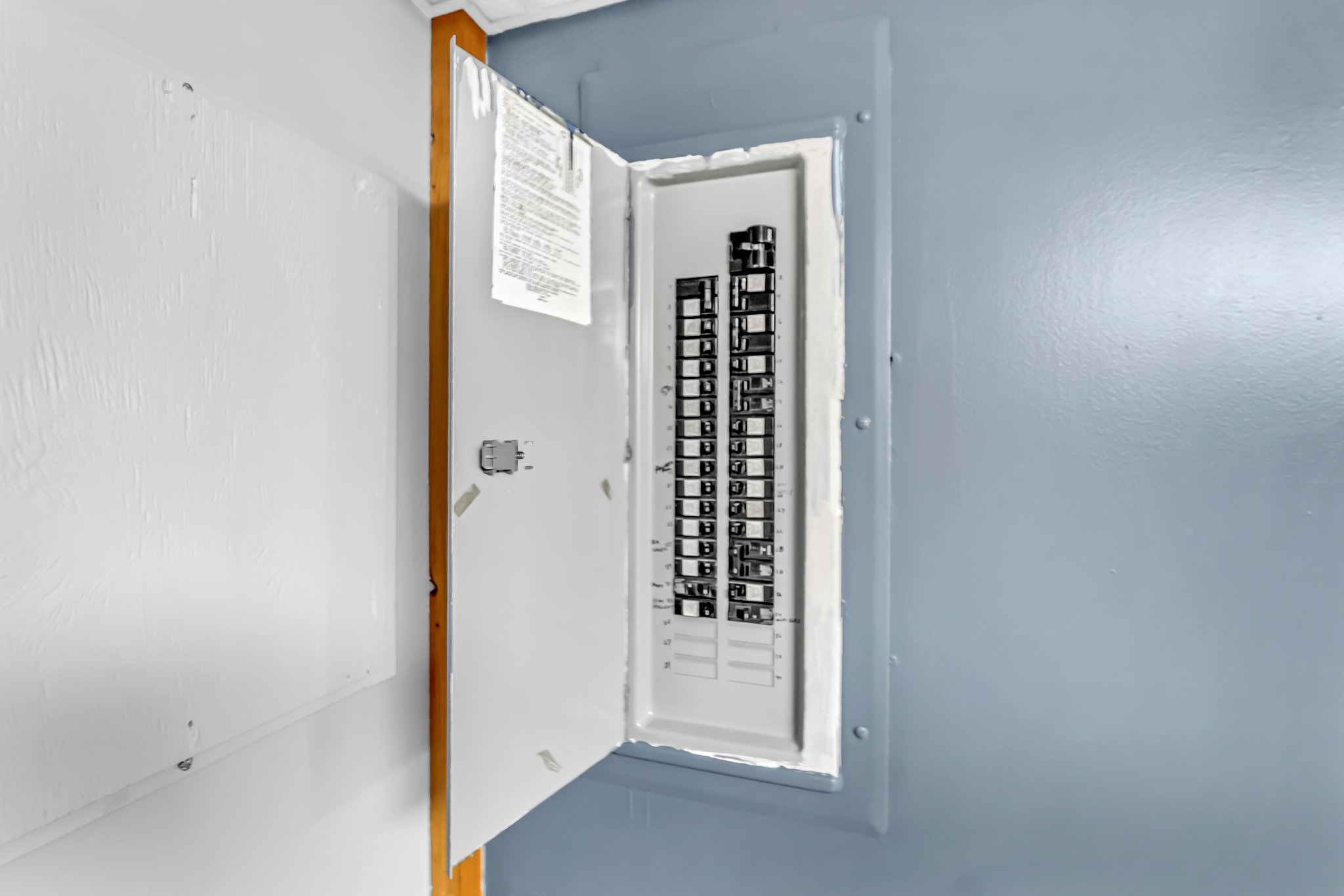  Photo 48