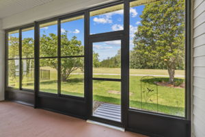 Screened-in Porch