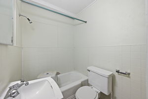  Photo 52