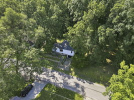  Photo 0