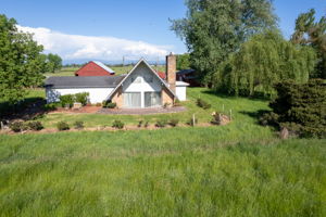 Photo 0