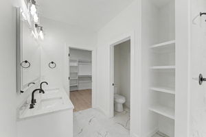  Photo 30