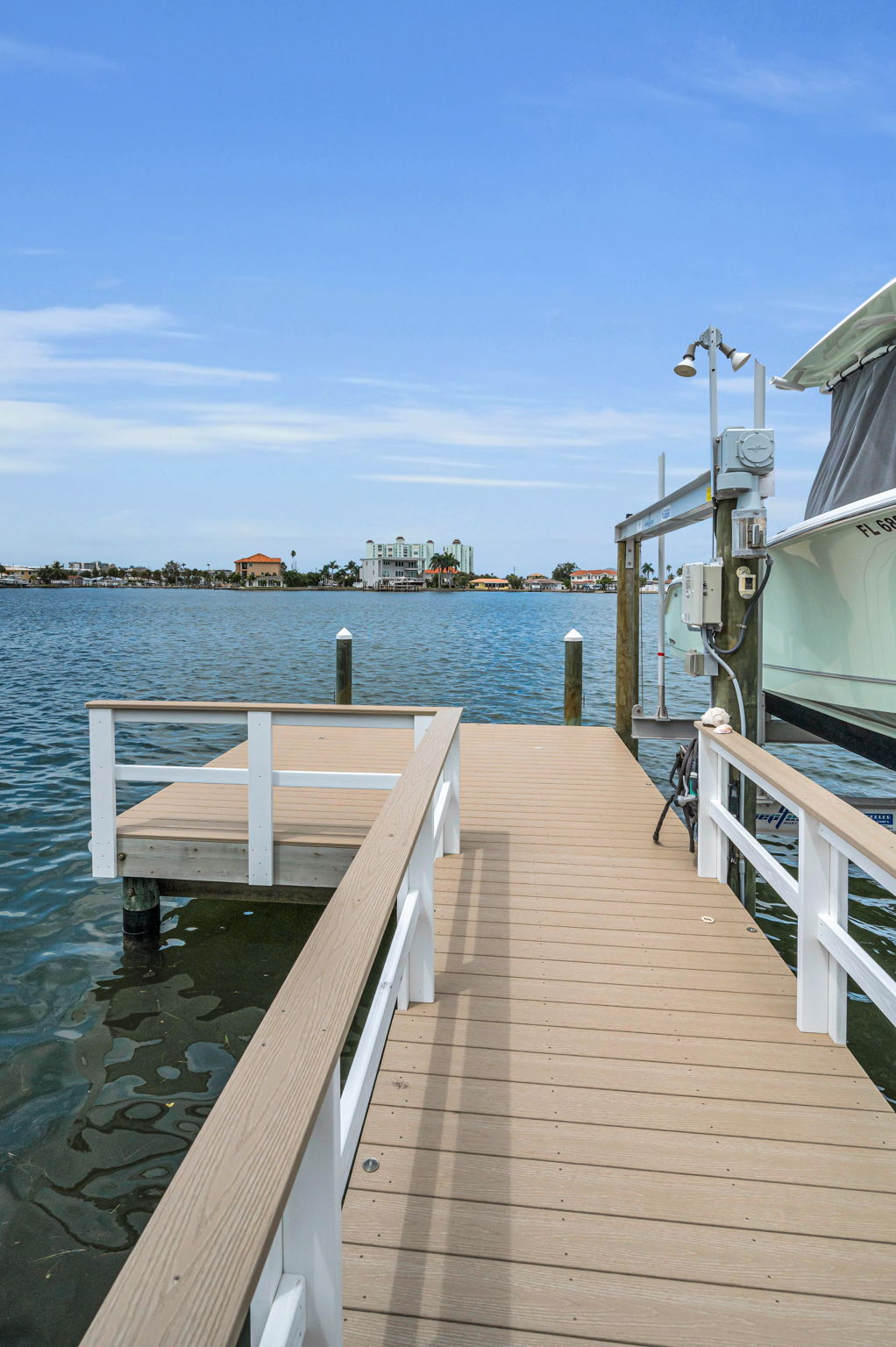 Dock2