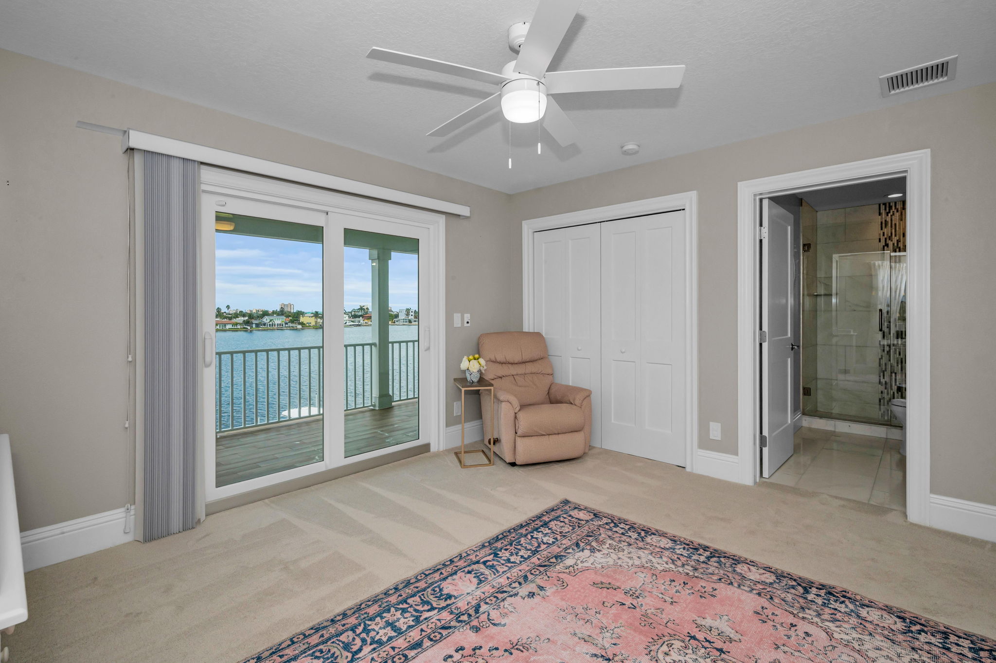Upper Level Guest Bedroom3b