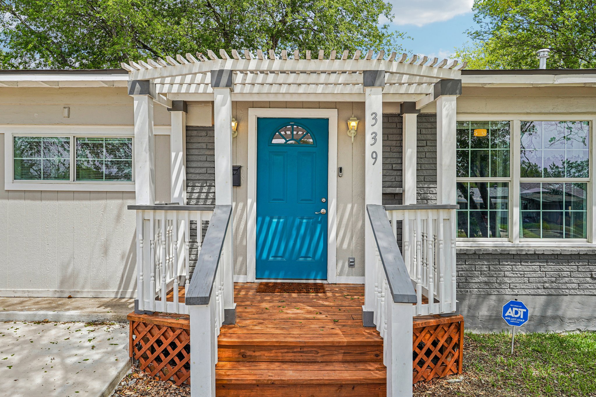 Future Dr-S0804-004.jpg