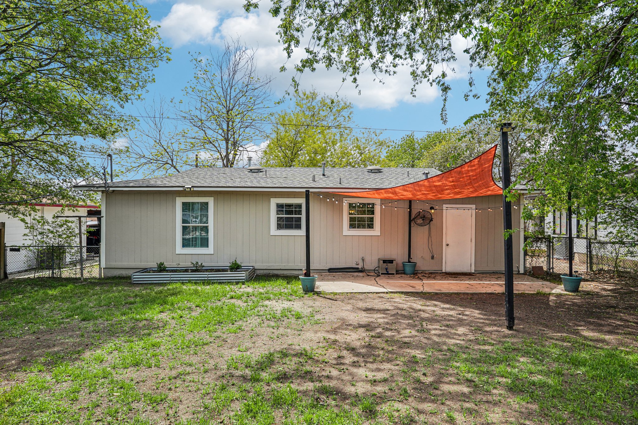 Future Dr-S0804-034.jpg