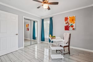 Future Dr-S0804-023.jpg